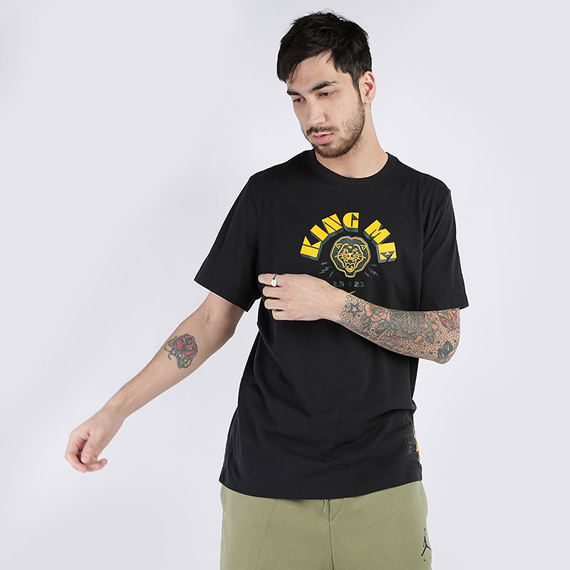 мужская черная футболка Nike Dri-FIT LeBron 'King Me' Basketball T-Shirt CD1092-010 - цена, описание, фото 1